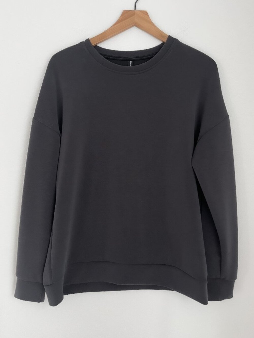 LazyPants Charcoal Gray Crewneck Pullover Sweatshirt Medium